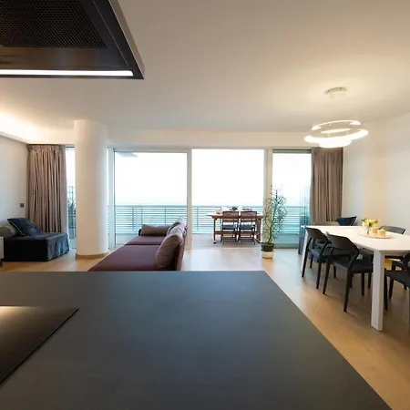 La Terrazza Sul Mare - Fronte Mare - Parking - Wifi